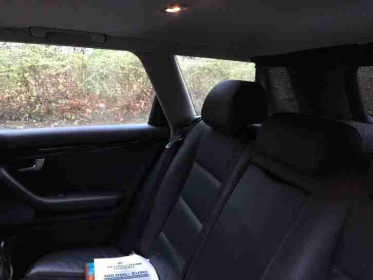 TOP Audi A4 Avant schwarz-metallic 3.0 Benziner 220PS Voll RS-Optik!!!Tiptronik!