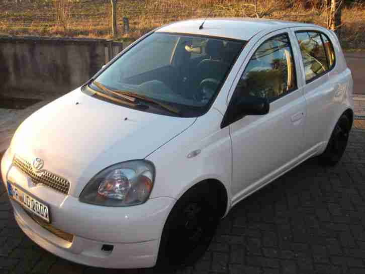 TOYOTA YARIS 1,3l Benzin, 5 -Türer, Zweitwagen, Fahranfänger, Tüv Neu