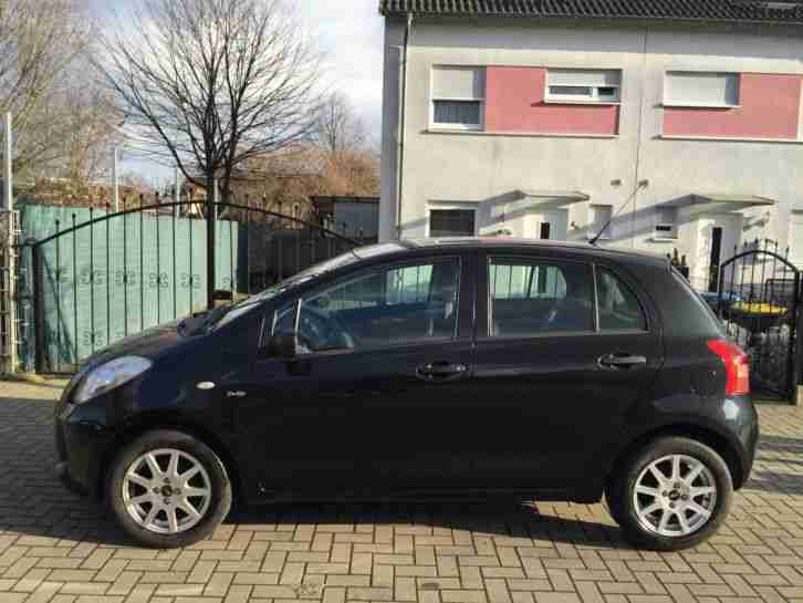 TOYOTA YARIS 1,4 D4D 1 Hand, BJ 07/.2006 Grüne Umweltplakette