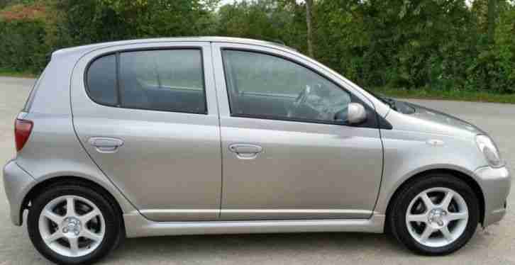 TOYOTA YARIS 1.5