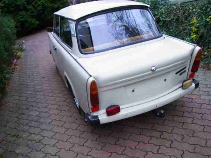 TRABANT 601