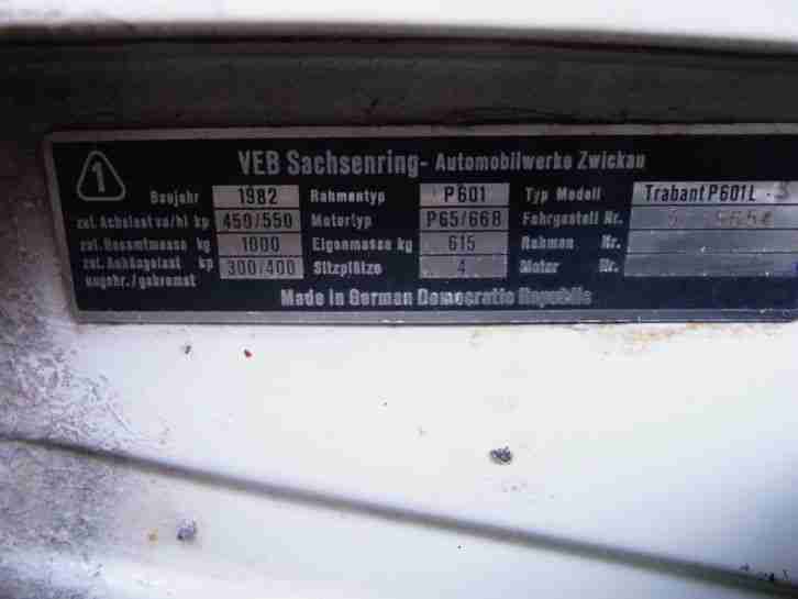 TRABANT 601