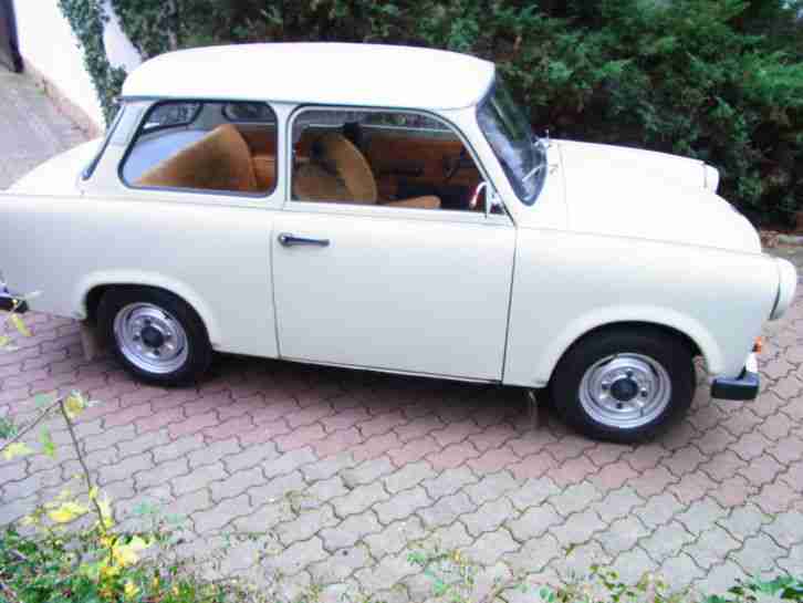 TRABANT 601