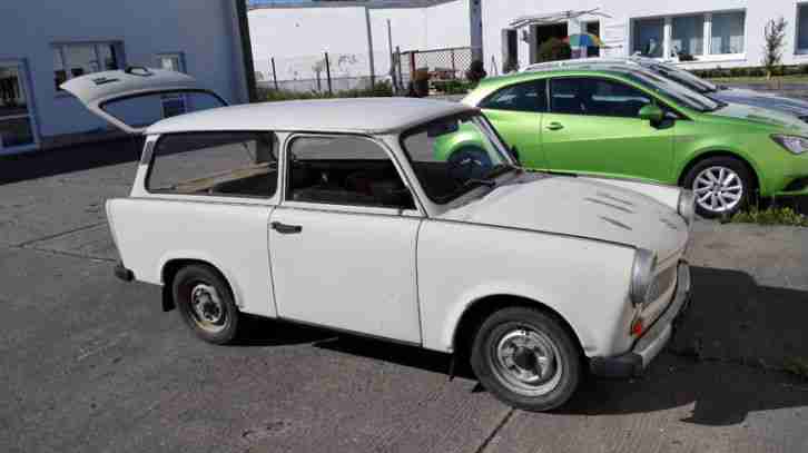 TRABANT 601 KOMBI ANHÄNGERKUPPLUNG EBZA TRABBI EZ 1988 PAPIERE PAPYRUS WEISS