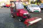 TRAKTOR TORO Diesel Kehrmachine Schneeschild