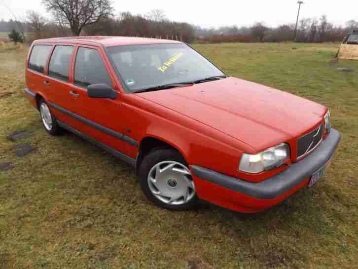 TÜV 6 17 V70 dunkelblau Bj 2006 140 PS 260000km