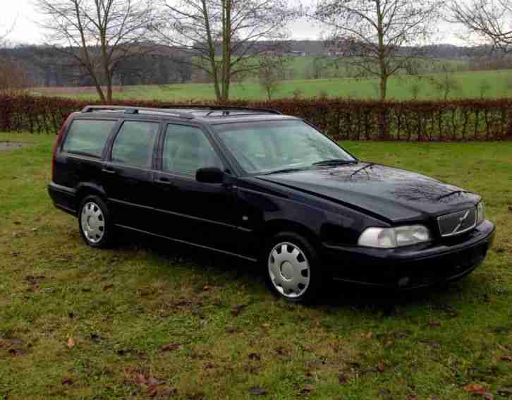 TÜV 7 19 V70 dunkelblau Bj 2006 140 PS 270000km