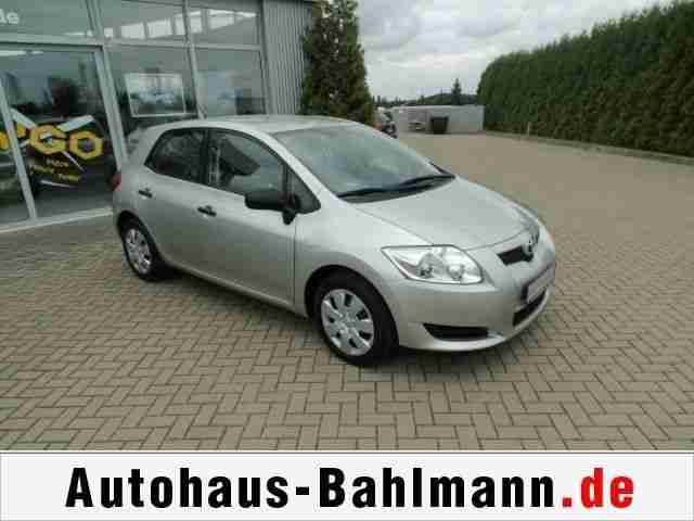 Toyota Auris 1.4 5-Türer, CD-Radio, Zentralverriegelung