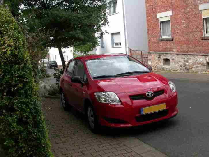 Toyota Auris 1.4 Baujahr 2009