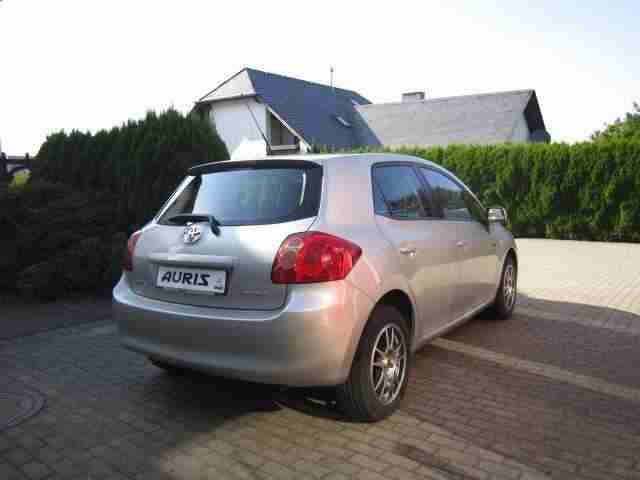 Toyota Auris 1.4 VVT-i Sol 8-fach bereift