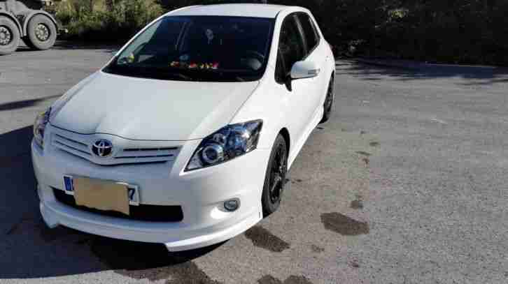 Toyota Auris 1.6 Club Sport
