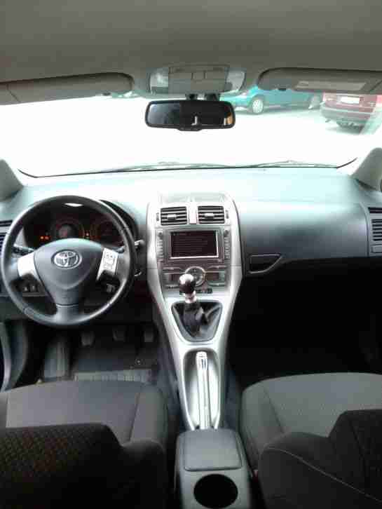 Toyota Auris D-Cat 2.2 113.000km