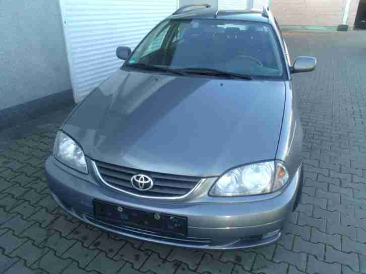 Toyota Avensis 1.8 Combi Style / Top gepflegt / mit TÜV