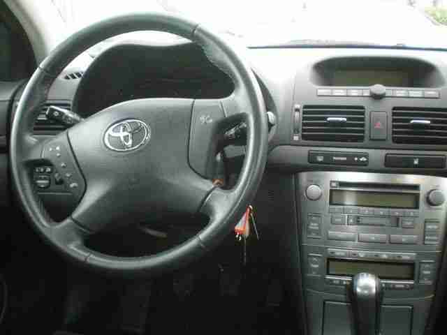 Toyota Avensis 1.8 Sol