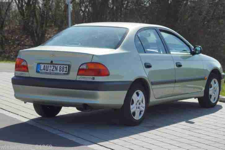 Toyota Avensis 1,8 T22 Rentner 1. Hand