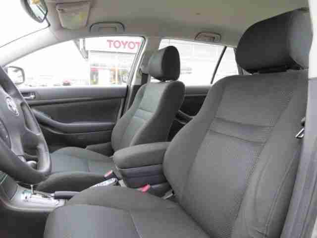 Toyota Avensis 1.8 VVT-i Combi Automatik Sol