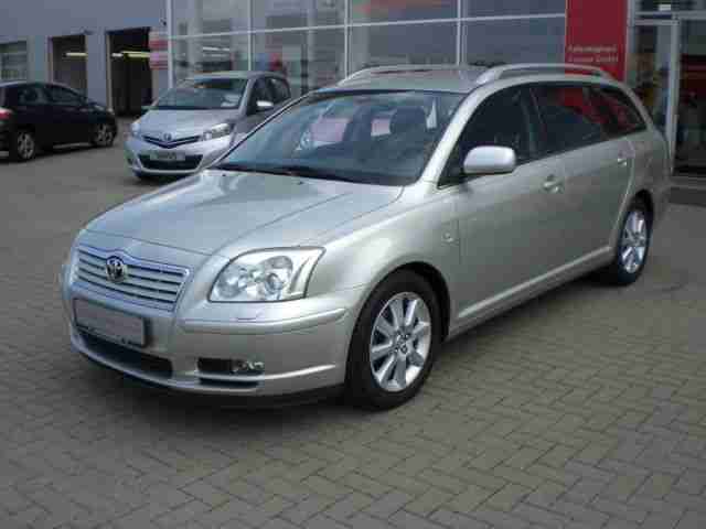 Toyota Avensis 1.8 VVT-i Combi Executive