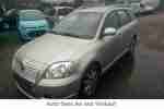 Avensis 1.8 VVT i Combi Executive