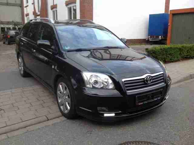 Toyota Avensis 1.8 VVT i Combi Executive Euro4