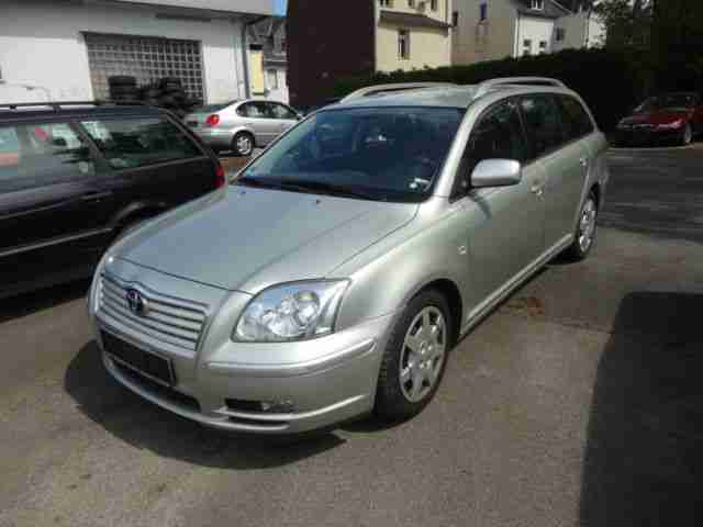 Toyota Avensis 1.8 VVT-i Combi Sol