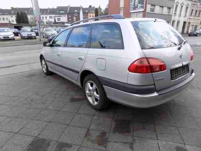 Toyota Avensis 2.0 Combi linea sol.Scheckheftgepflegt