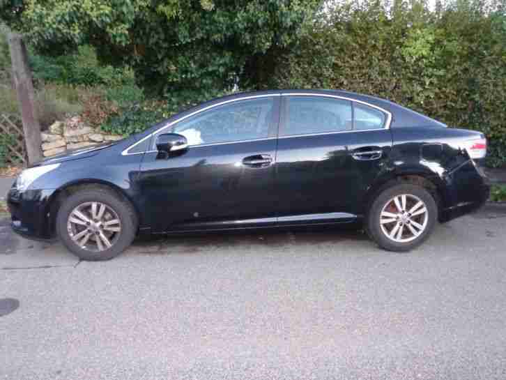 Toyota Avensis 2.0 D-4D 126 PS Executive Limousine 147 TKm