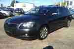 Avensis 2.0 D 4D Combi Executive