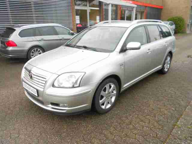 Toyota Avensis 2.0 D-4D Combi *Klima*Alu*PDC