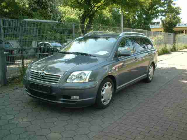 Avensis 2.0 D 4D Combi Sol