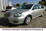 Avensis 2.0 D 4D Combi Sol, AHK