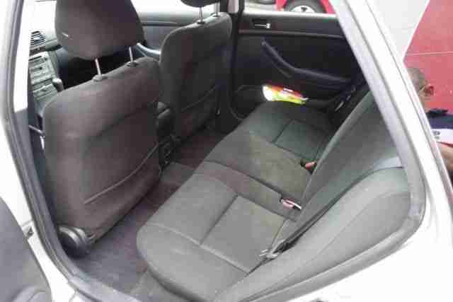 Toyota Avensis 2.0