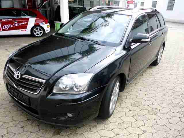 Avensis 2.0 D 4D DPF Combi Team