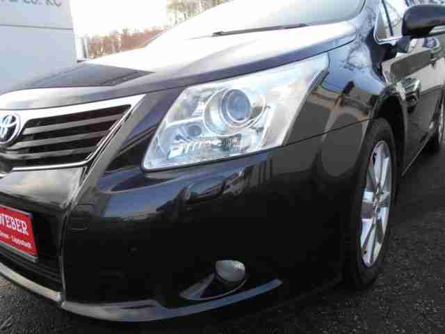 Toyota Avensis 2.0 D-4D DPF Kombi Executive Xenon