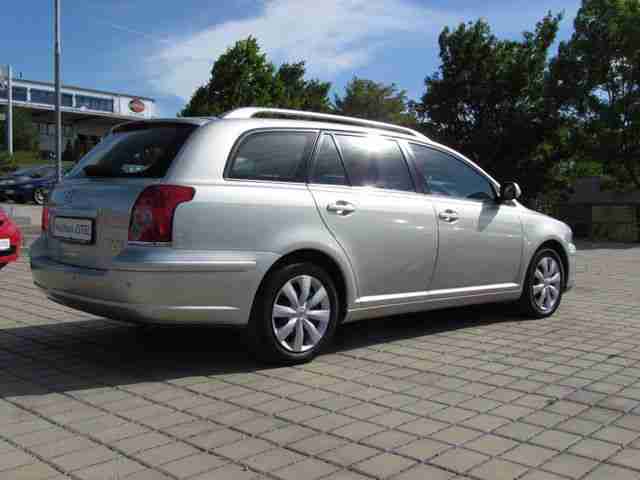 Toyota Avensis 2.0 D-4D Kombi KLIMAAUTOMATIK