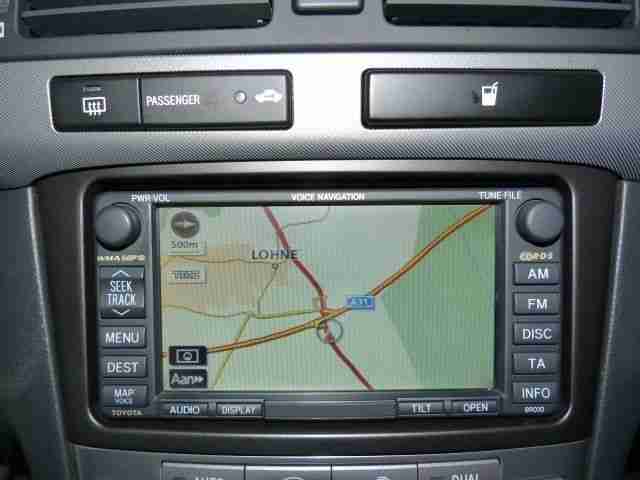 Toyota Avensis 2.0 D-4D . LEDER, SITZH, KLIMA-AUT, NAVI