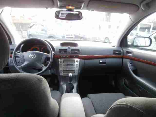 Toyota Avensis 2.0