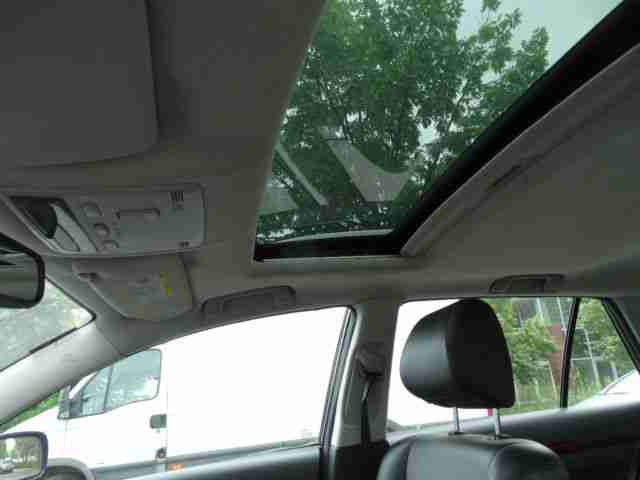 Toyota Avensis 2.0 VVT-i Combi