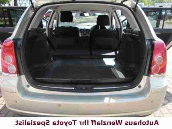 Toyota Avensis 2.0 VVT-i Combi Autom Exe Xenon Garantie