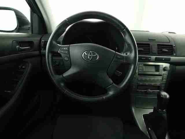 Toyota Avensis 2.0 VVT-i Combi Sol Klimaautomatik Nebel