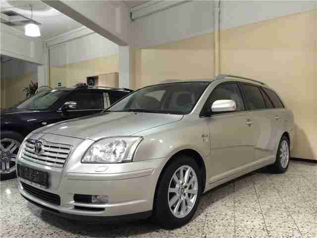 Toyota Avensis 2.2 D-CAT Combi*101.000km*XENON*SITZH.*T