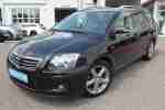 Avensis 2.2 D CAT Combi Executive