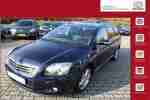 Avensis 2.2 D CAT Combi Executive