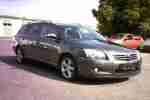 Avensis 2.2 D CAT Combi Executive