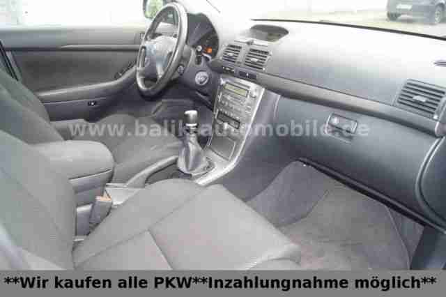 Toyota Avensis 2.2 D-CAT Combi Executive KLIMAAUT. 1.HA