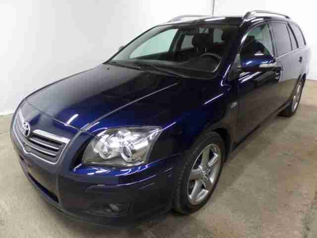 Avensis 2.2 D CAT Combi Executive Xenon