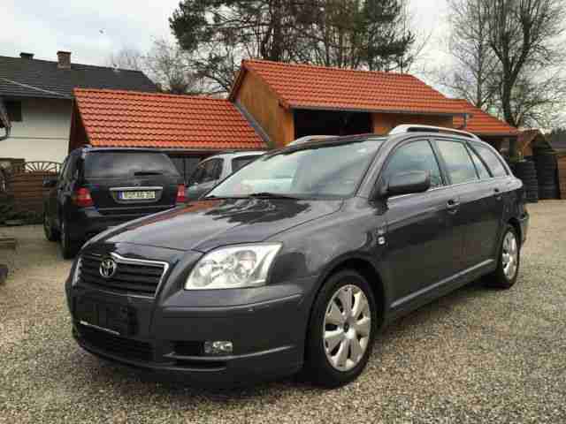 Avensis 2.2 D CAT Combi Sol