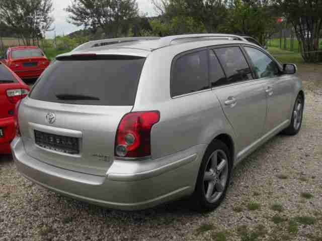 Toyota Avensis 2.2 D-CAT Combi Sol--klima,alu-