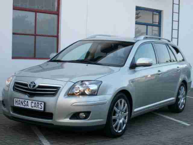 Avensis 2.2 D CAT Combi Travel Navi Groß AHK