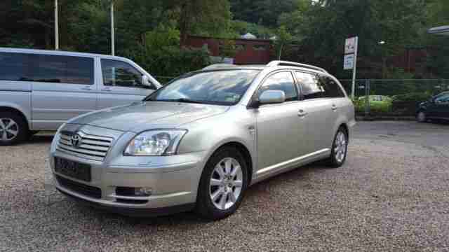 Avensis 2.2 D CAT Executive XENON 6GANG 1HAND