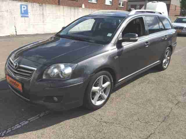 Toyota Avensis 2.2 D-DPF Combi Executive/ Leder / Klima